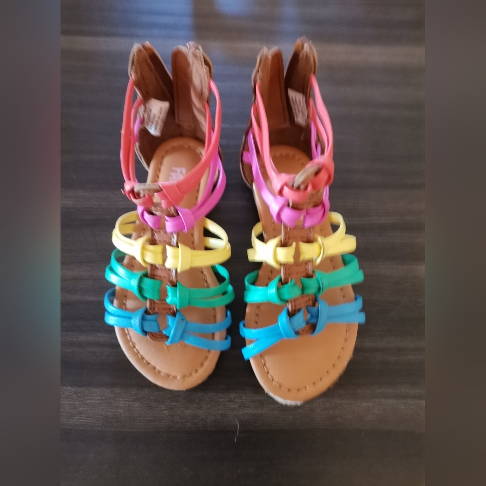 Fab kids sandals size 5